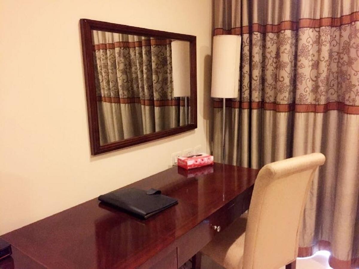Hotel Vista Ню Делхи Екстериор снимка