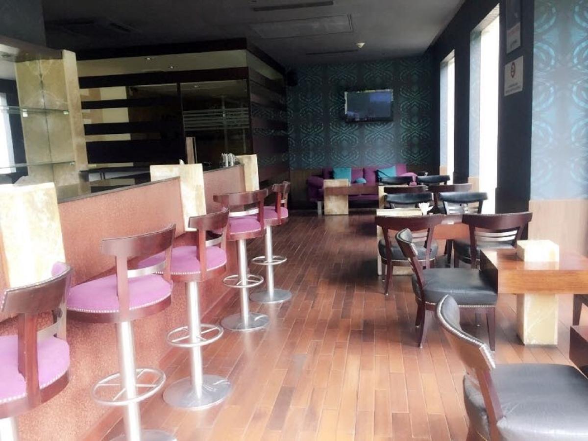 Hotel Vista Ню Делхи Екстериор снимка